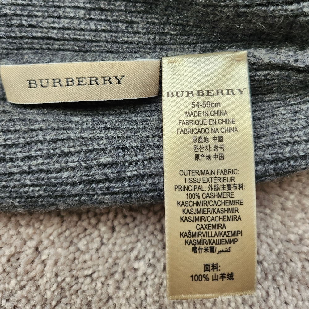 Burberry Cashmere Hat - Picture 3 of 4